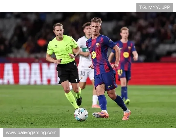 奥萨苏纳中场坦言球队全面被巴萨碾压致集体心态出现严重问题危机